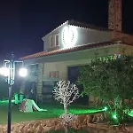 Golden Twins' 1 Villa