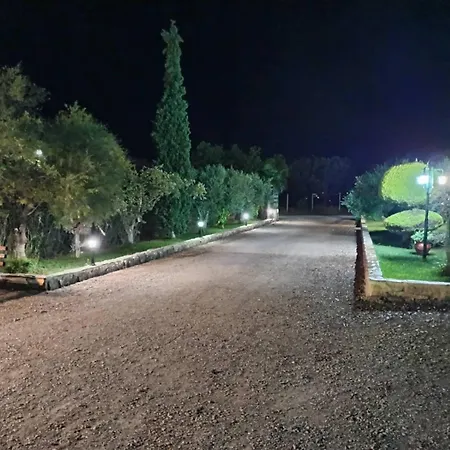 Villa Golden Twins' 1