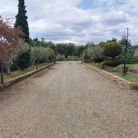 Golden Twins' 1 Villa *