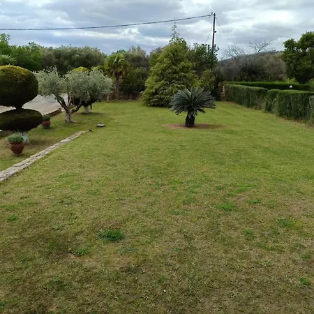 Villa Golden Twins' 1