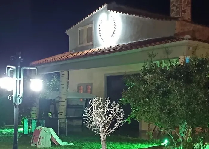 Golden Twins' 1 Villa