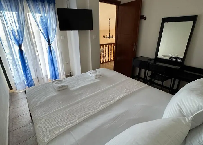 Golden Twins' 1 Villa